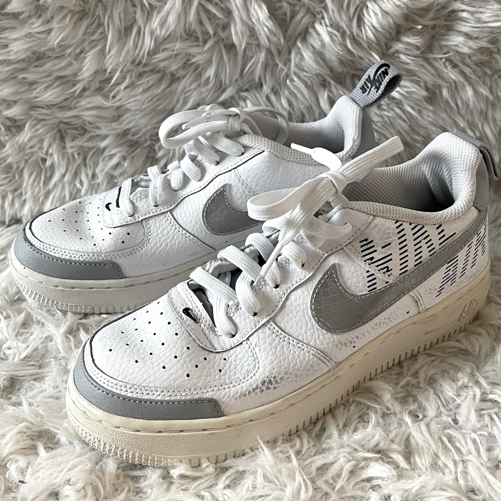 Air Force Ones size 7